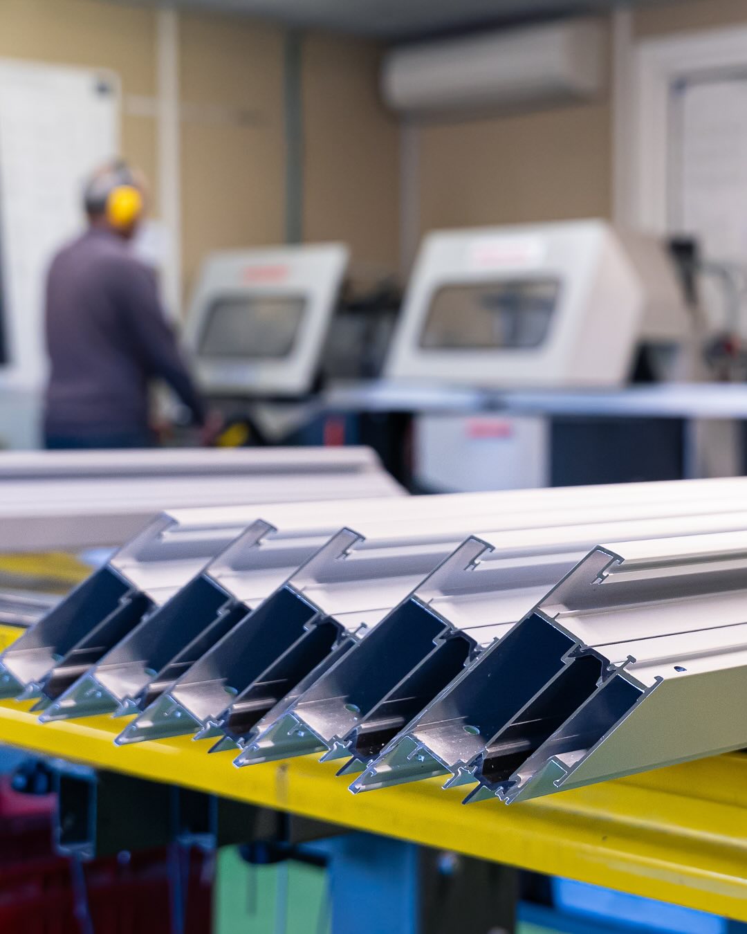 486035704_17885253315238078_3982519465047290519_n Fabrique de menuiserie aluminium